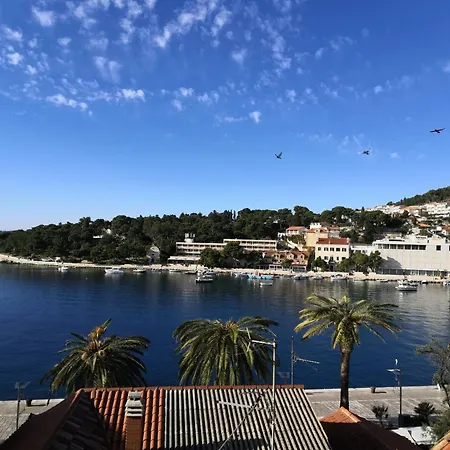 Hvar Promenade هفار